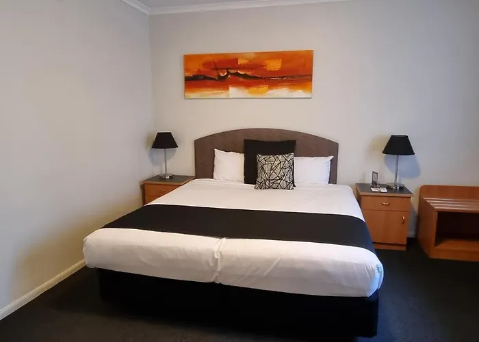 Alpha Hotel Canberra